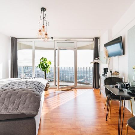 Great City View I 26 Floor I Netflix And Boxspringbed Augsburg Exteriér fotografie
